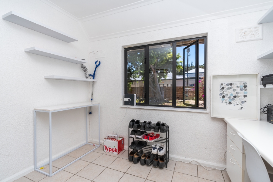 4 Bedroom Property for Sale in Pinelands Western Cape